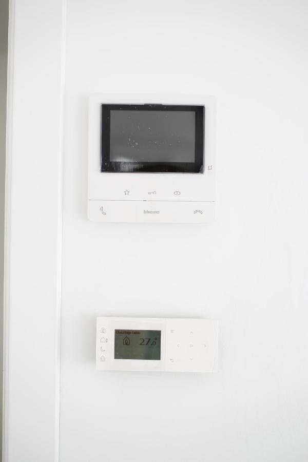 Non Smoking Penthouse Ll Erasme Appartement Brussel Buitenkant foto